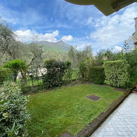 Apartment Fronte Lago Casa Vacanze Toscolano Maderno