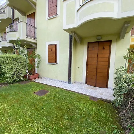 Apartment Fronte Lago Casa Vacanze